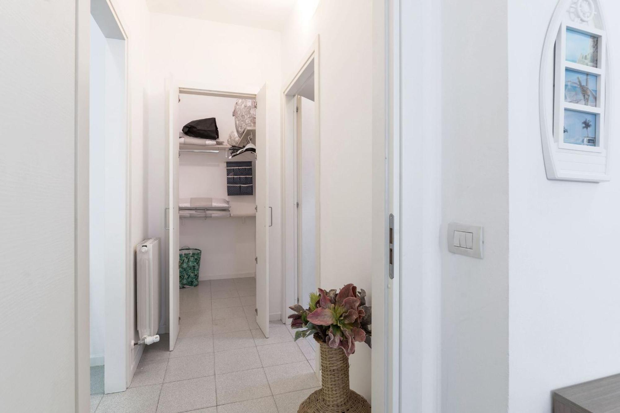 Italian Experience-La Rondine Apartment Порто-Реканати Экстерьер фото
