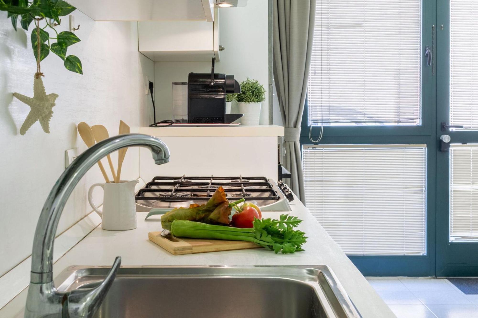 Italian Experience-La Rondine Apartment Порто-Реканати Экстерьер фото